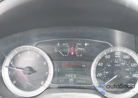 2014 Nissan Sentra Sr z USA, uszkodzony, nr VIN 3N1AB7AP9EY229554